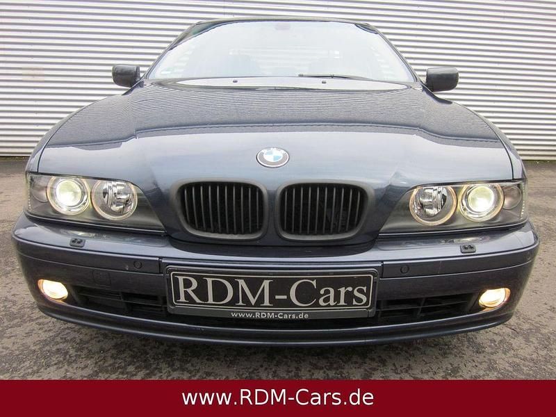 Gebraucht BMW 535 Exclusive 245 PS (180 kW) 2001 Blau Limousine