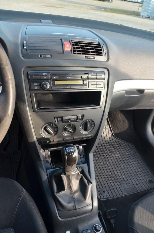 Gebraucht Skoda Octavia Ambiente 116 PS (85 kW) 2008 Schwarz Kombi