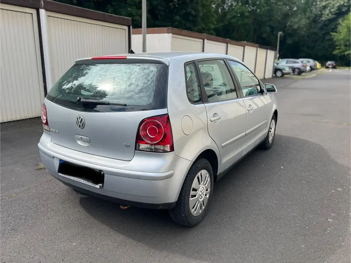 Gebraucht VW Polo Comfortline 80 PS (58 kW) 2007 Silber Kleinwagen