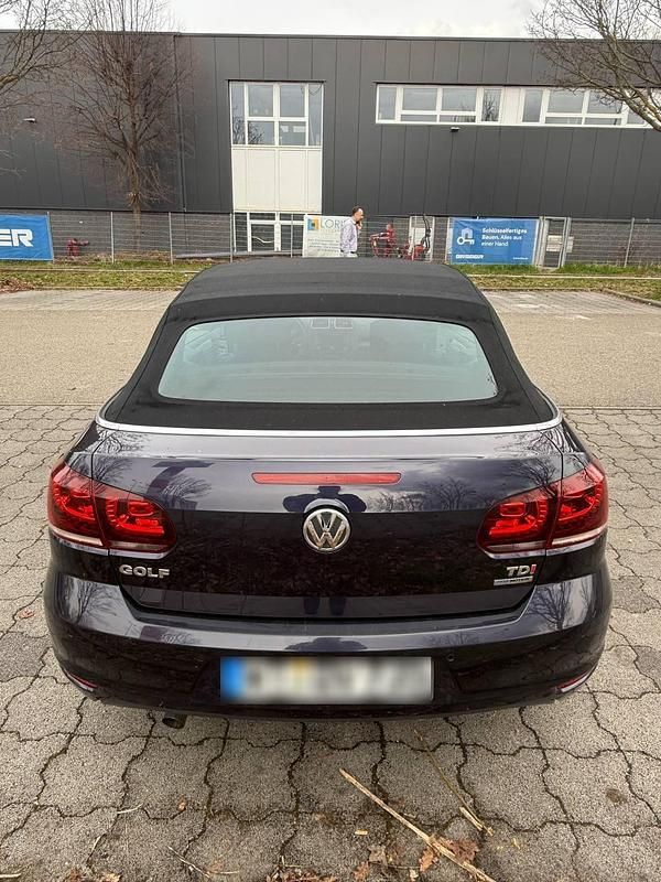Gebraucht VW Golf Cabriolet 105 PS (77 kW) 2012 Violet Cabrio