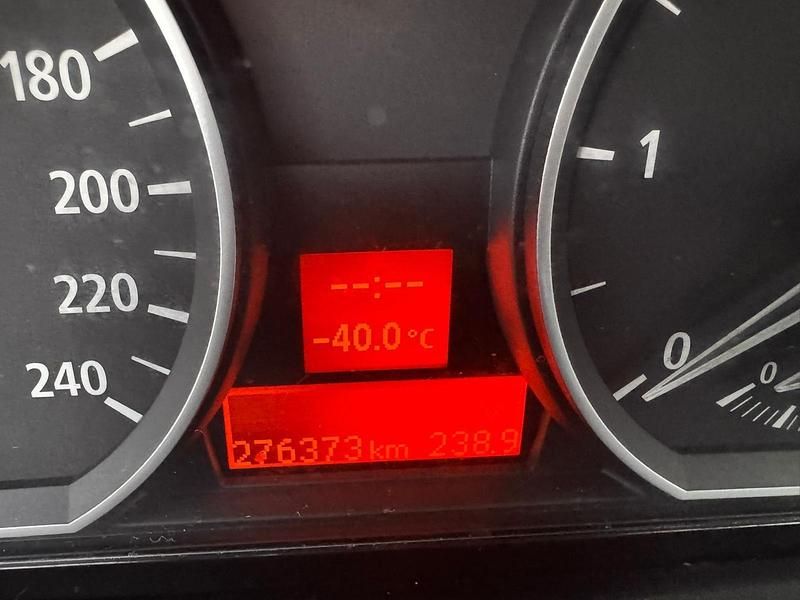 Gebraucht BMW 118 122 PS (89 kW) 2004 Grau Kleinwagen