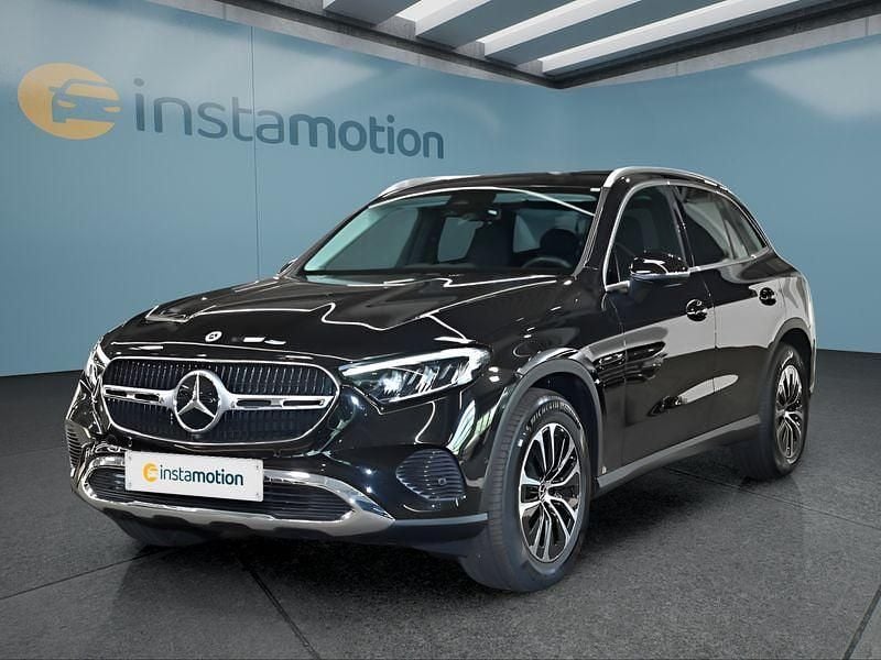 Schwarz Gebraucht 2024 Mercedes GLC200 SUV | 48.599 € (Guter Preis) - Bild 1/4