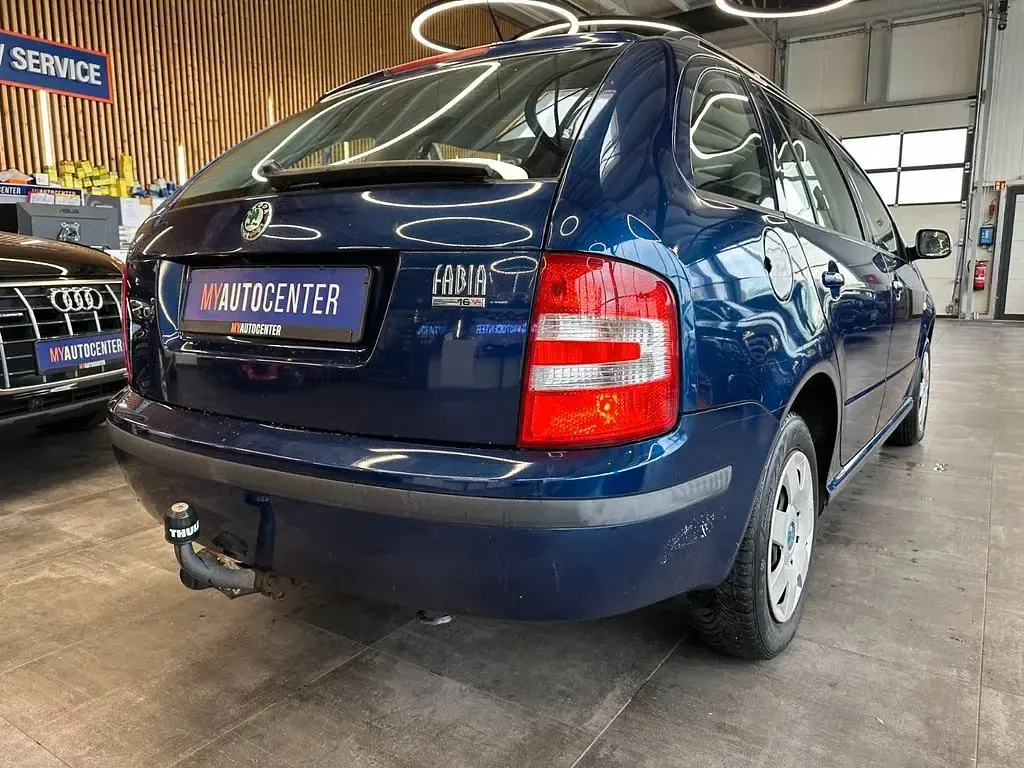 Gebraucht Skoda Fabia 80 PS (58 kW) 2007 Blau Limousine