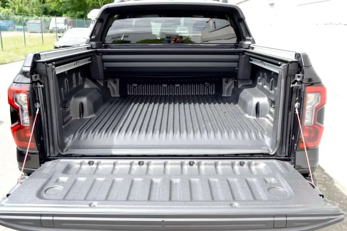 Neu Ford Ranger Wildtrack 281 PS (206 kW) 2026 Agate black Pickup