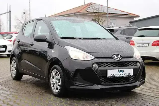 Gebraucht Hyundai i10 87 PS (63 kW) 2018 Schwarz Kleinwagen