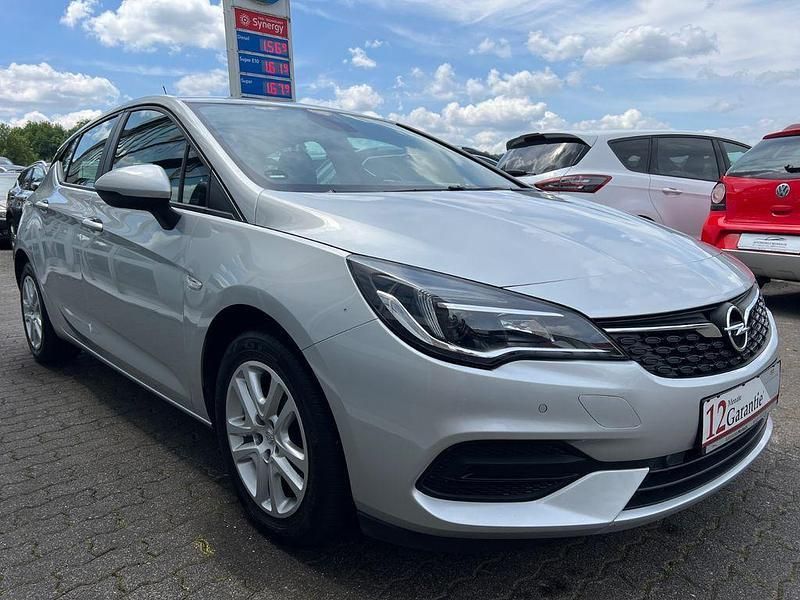 Silber Gebraucht 2020 Opel Astra Edition Limousine | 10.999 € (Guter Preis) - Bild 1/4