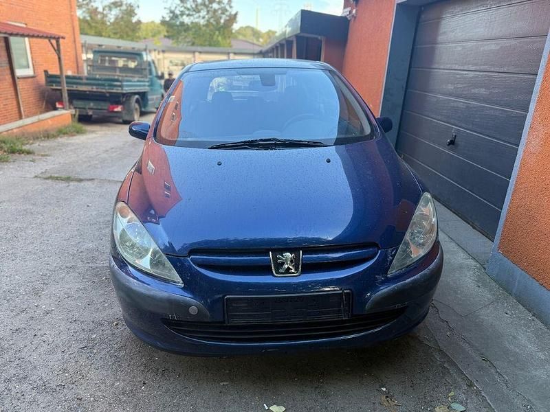 Blau Gebraucht 2003 Peugeot 307 Limousine | 2.450 € (Fairer Preis) - Bild 1/4