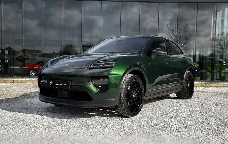 Gebraucht Porsche Macan 300 kW (408 PS) 2025 Grün SUV