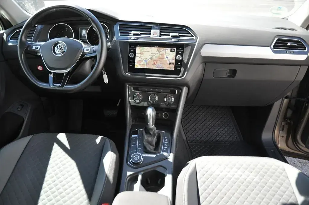 Gebraucht VW Tiguan 150 PS (110 kW) 2017 Beige SUV