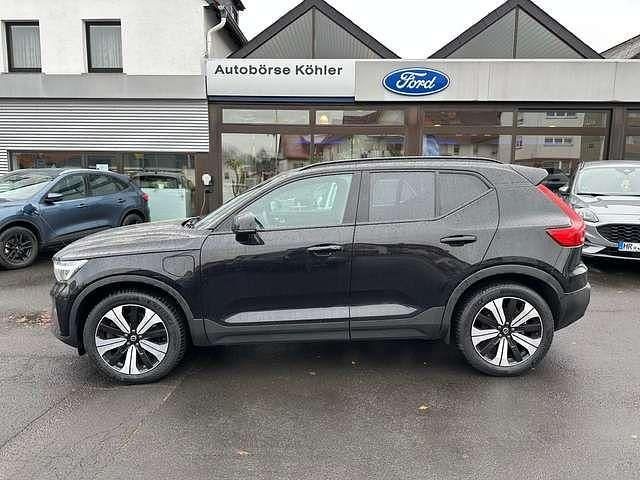Gebraucht Volvo XC40 Plus 211 PS (155 kW) 2022 Onyx black SUV