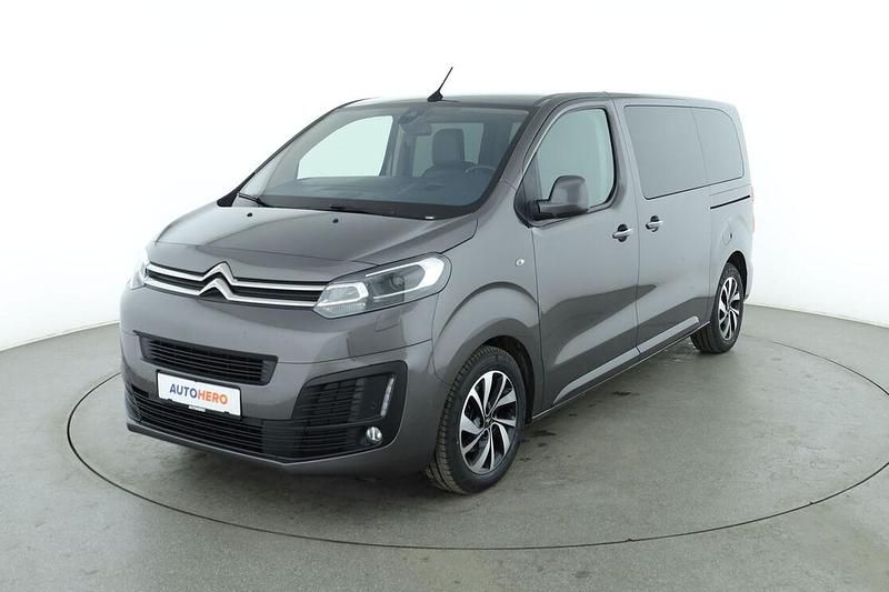 Grau Gebraucht 2019 Citroën Jumpy Business Class Van / Kleinbus | 32.310 € - Bild 1/3