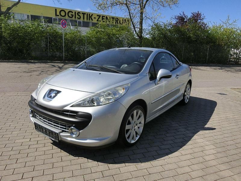 Gebraucht Peugeot 207 CC Sport 120 PS (88 kW) 2008 Grau Cabrio