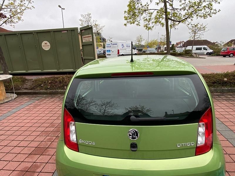 Gebraucht Skoda Citigo 75 PS (55 kW) 2016 Grün Kleinwagen
