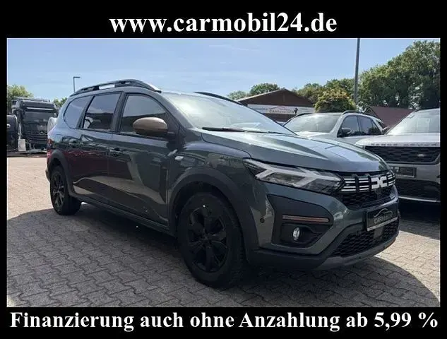 Gebraucht Dacia Jogger Extreme 101 PS (74 kW) 2024 Grün Van / Kleinbus