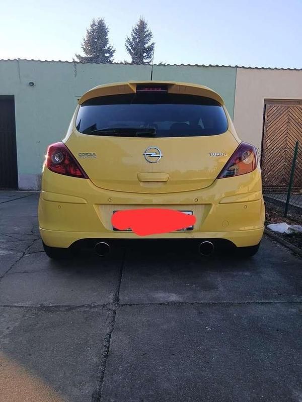 Gebraucht Opel Corsa Color Edition 150 PS (110 kW) 2012 Beige Kleinwagen