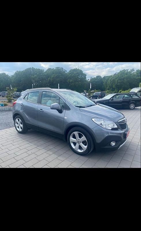Grau Gebraucht 2015 Opel Mokka SUV | 9.300 € (Fairer Preis) - Bild 1/4
