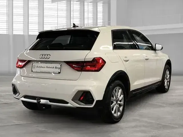 Gebraucht Audi A1 Ambiente 95 PS (69 kW) 2025 Cortinaweiß SUV