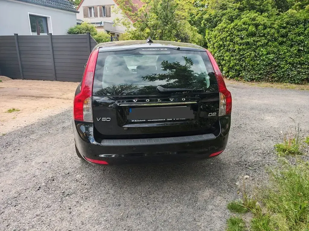 Gebraucht Volvo V50 114 PS (83 kW) 2012 Schwarz Kombi