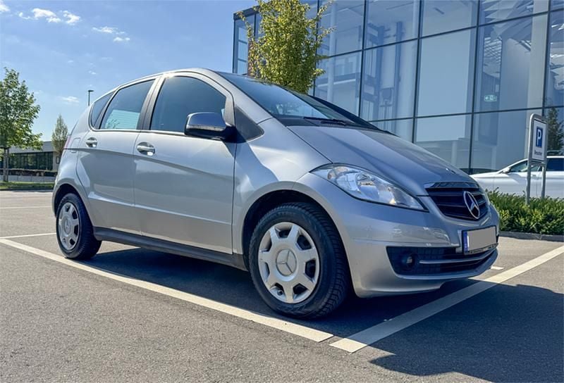 Silber Gebraucht 2009 Mercedes A170 Limousine | 6.450 € (Fairer Preis) - Bild 1/4