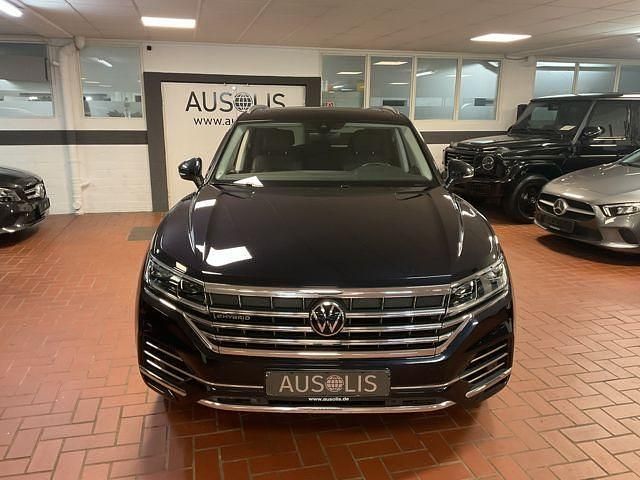 Gebraucht VW Touareg Elegance 381 PS (280 kW) 2022 Blau SUV