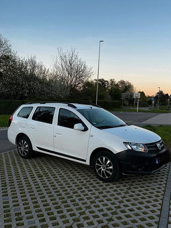 Gebraucht Dacia Logan 75 PS (55 kW) 2015 Weiß Kombi
