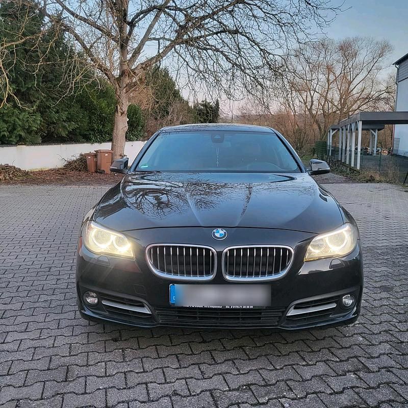 Schwarz Gebraucht 2014 BMW 520 Limousine | 9.599 € (Superpreis) - Bild 1/4