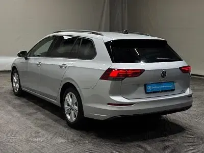 Occasion VW Golf VIII Life 150 ch (110 kW) 2022 Argent Break