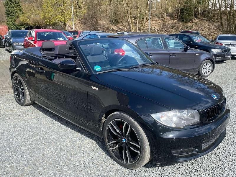 Gebraucht BMW 120 Cabriolet 177 PS (130 kW) 2008 Schwarz ii Cabrio