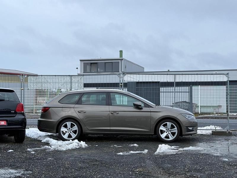 Braun Gebraucht 2015 Seat Leon ST FR Kombi | 7.900 € (Superpreis) - Bild 1/4