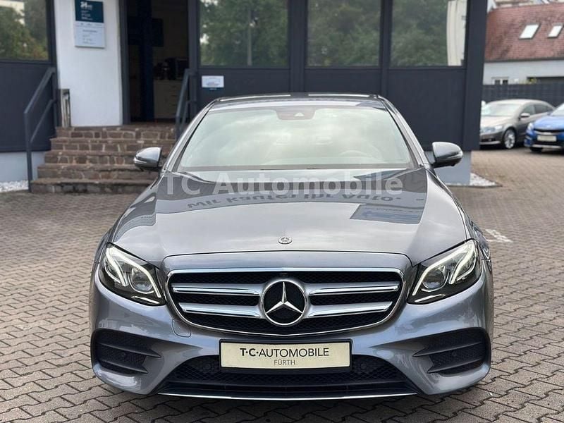 Gebraucht Mercedes E200 AMG line 184 PS (135 kW) 2019 Grau Limousine