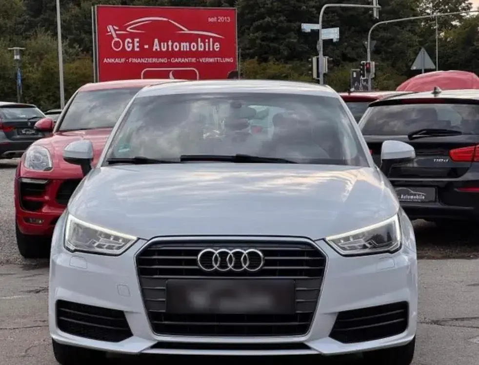 Gebraucht Audi A1 95 PS (69 kW) 2015 Weiß Kleinwagen