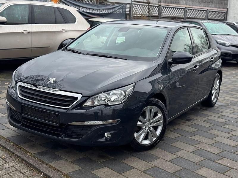 Gebraucht Peugeot 308 Active 125 PS (91 kW) 2013 Grau Limousine