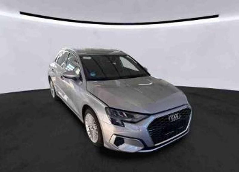Gebraucht Audi A3 Advanced Plus 150 PS (110 kW) 2023 Florettsilber metallic Limousine