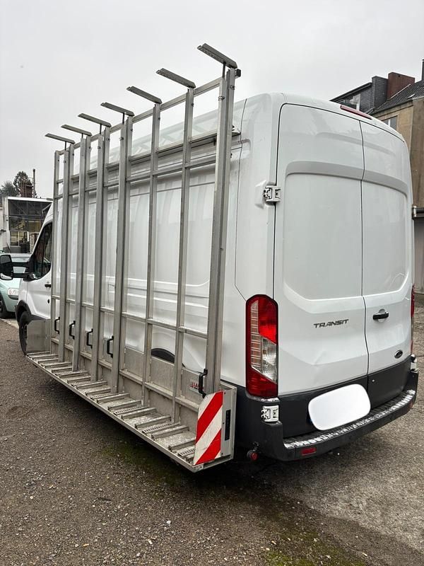 Gebraucht Ford Transit 2017 Weiß Van / Kleinbus