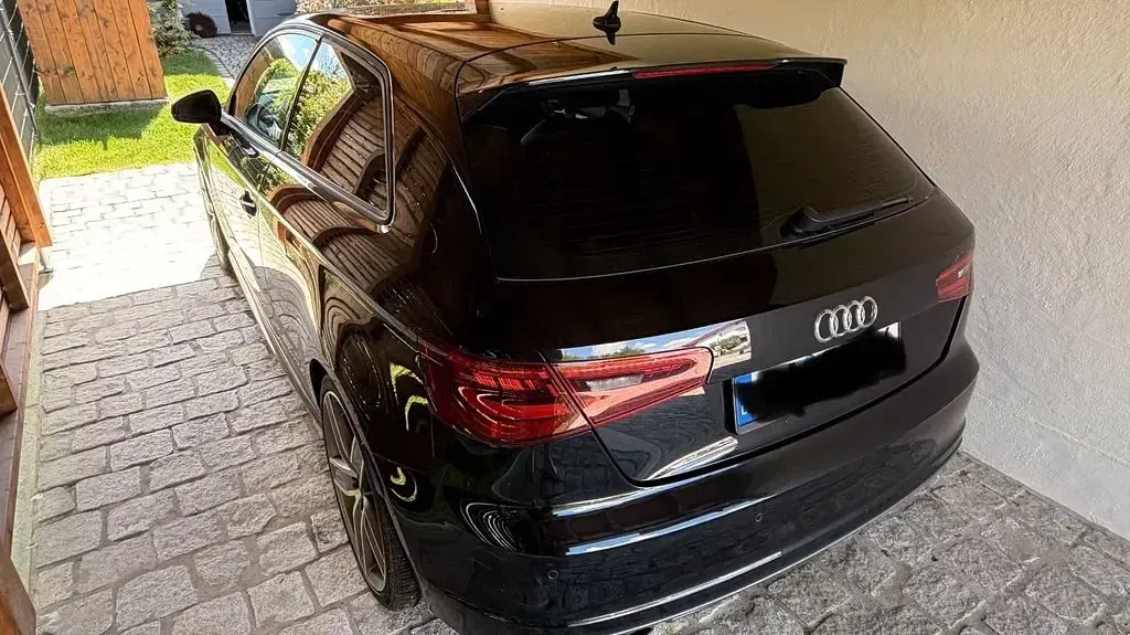 Brugt Audi A3 S-Line 179 HK (131 kW) 2014 Sort Sedan