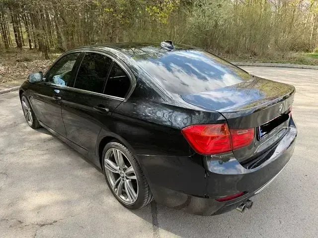 Gebraucht BMW 330 Luxury Line 258 PS (189 kW) 2015 Schwarz Limousine