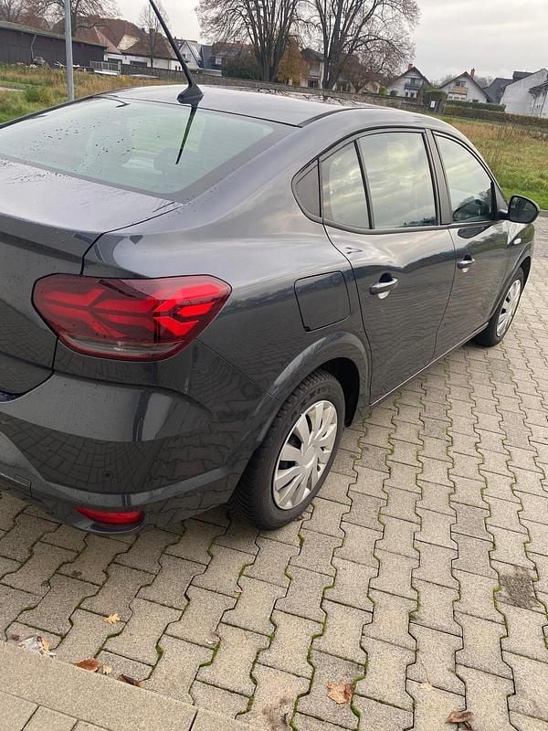 Gebraucht Dacia Logan 101 PS (74 kW) 2022 Blau Limousine