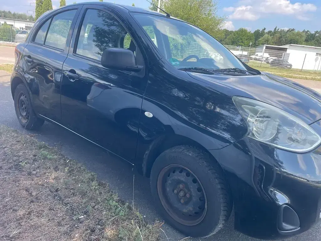 Gebraucht Nissan Micra Acenta 80 PS (58 kW) 2014 Schwarz Kleinwagen