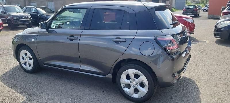 Neu Suzuki Swift Comfort 82 PS (60 kW) 2026 Grau Kleinwagen