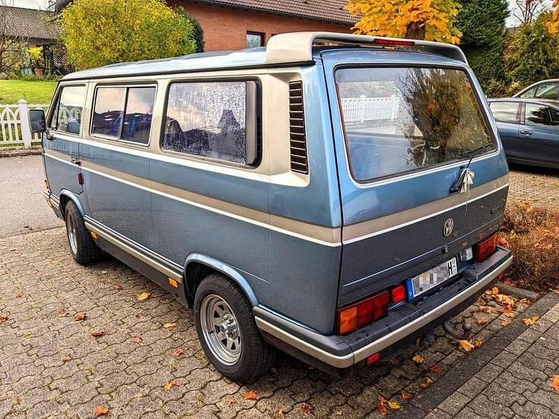 Usado VW Multivan 95 HP (69 kW) 1988 Azul Monovolume