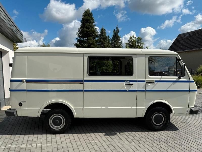Second-hand VW LT 94 CP (69 kW) 1993 Alb Monovolum