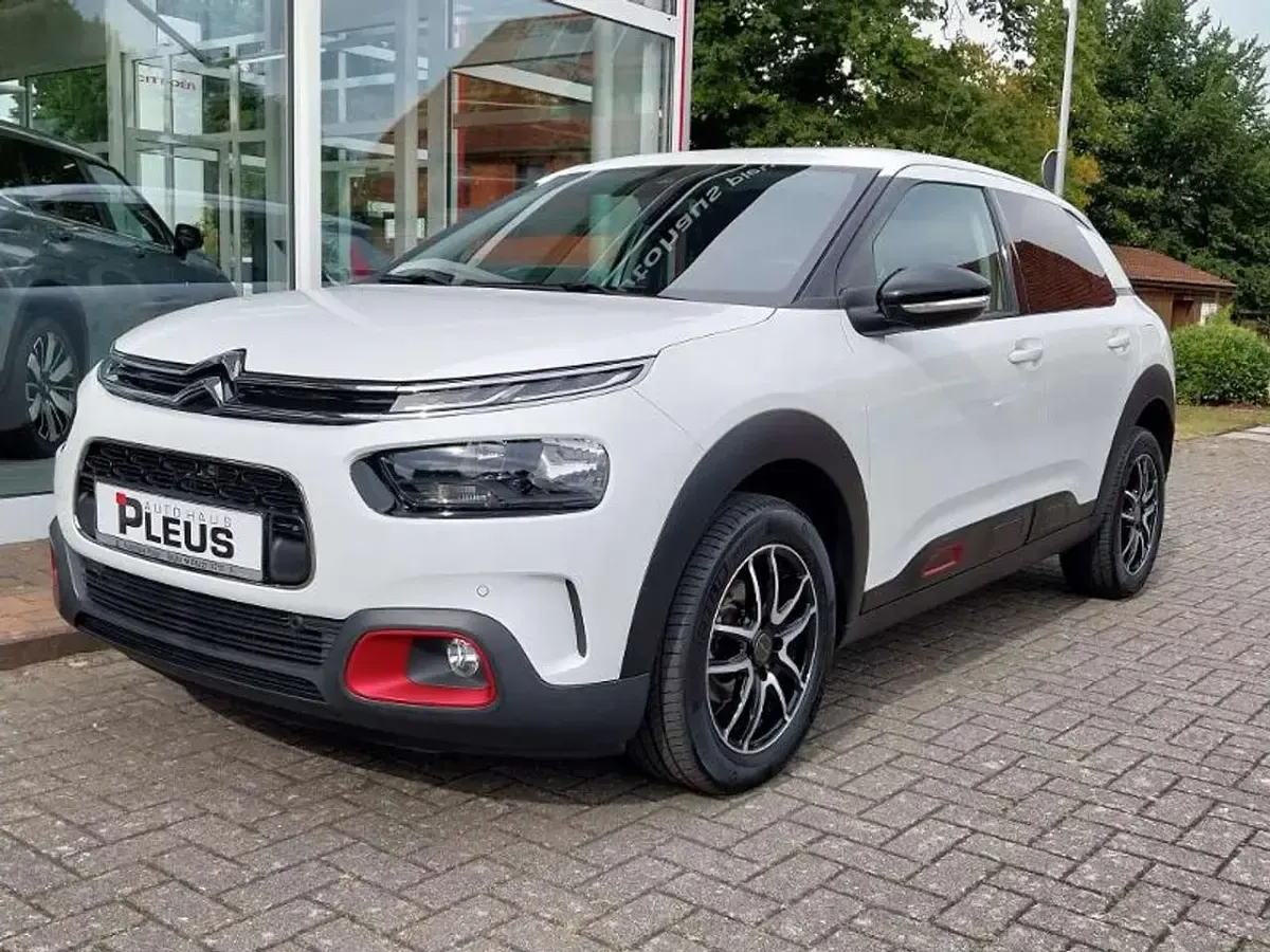 Used Citroën C4 PureTech 110 HP (80 kW) 2020 White Sedan