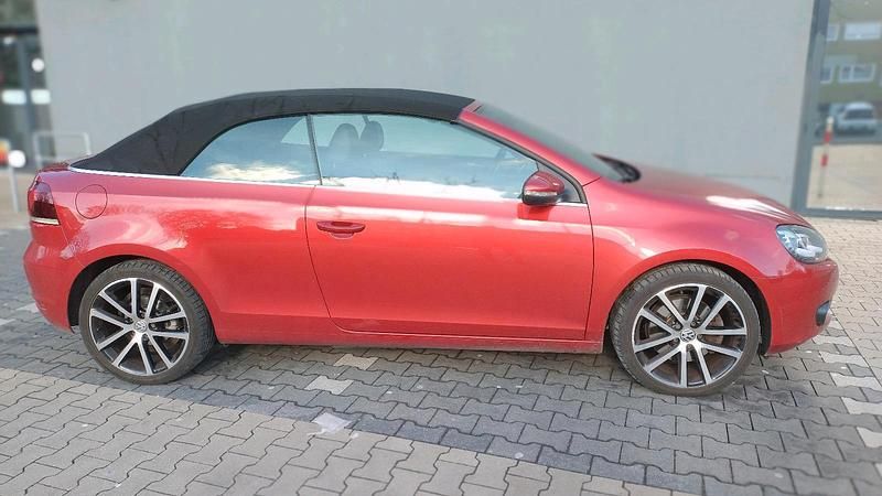Gebraucht VW Golf Cabriolet 160 PS (117 kW) 2012 Rot Cabrio
