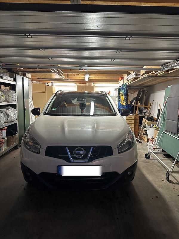 Weiß Gebraucht 2013 Nissan Qashqai SUV | 7.000 € (Fairer Preis) - Bild 1/4