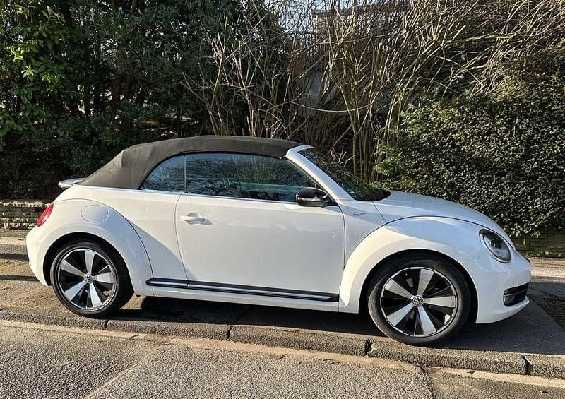 Gebraucht VW Beetle S 160 PS (117 kW) 2013 Weiß Kleinwagen