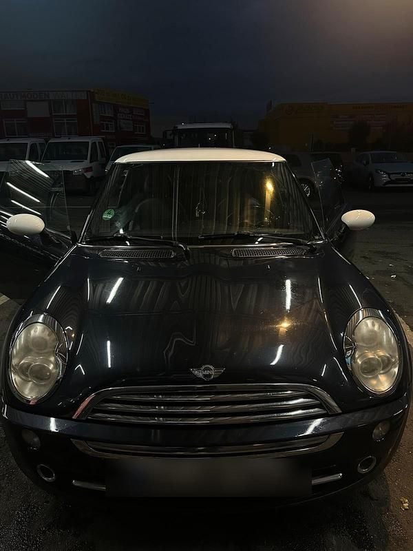 Schwarz Gebraucht 2004 Mini Cooper Kleinwagen | 2.500 € (Teuer) - Bild 1/4
