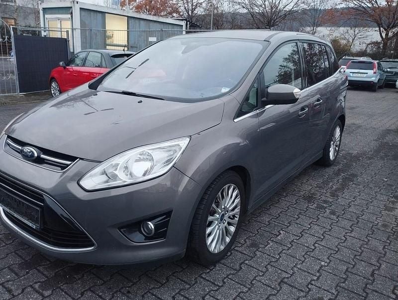 Gebraucht Ford Grand C-Max Titanium 125 PS (91 kW) 2014 Braun Van / Kleinbus