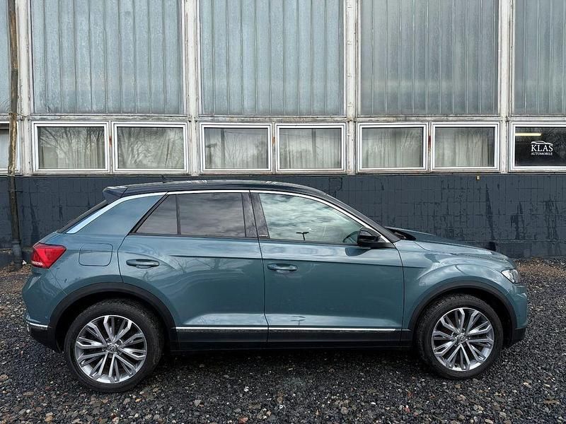 Gebraucht VW T-Roc IQ Drive 150 PS (110 kW) 2019 Blau SUV