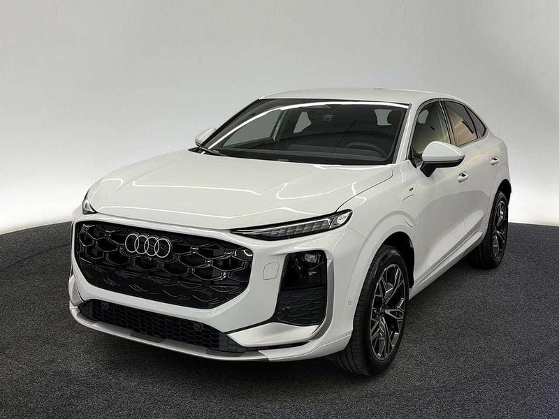 Neu Audi Q3 177 PS (130 kW) 2026 Gletscherweiß metallic SUV