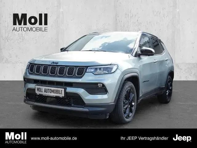 Azure blue // dach schwarz Gebraucht 2023 Jeep Compass SUV | 29.900 € (Fairer Preis) - Bild 1/4